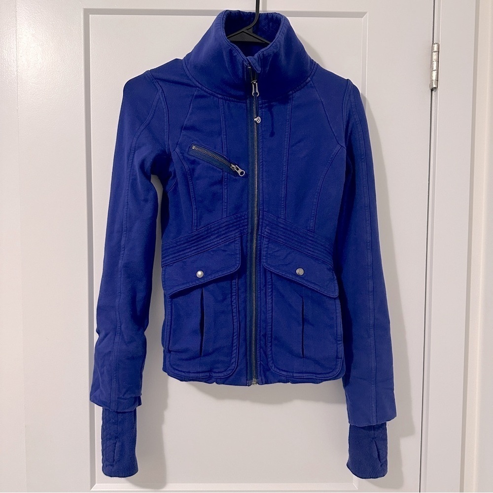 Lululemon It’s Happening Workout Running Jacket In Pigment Blue Size 4 Women’s